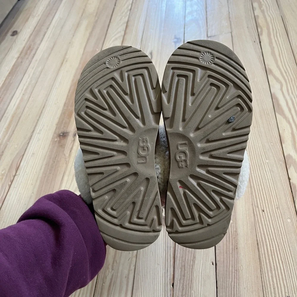 UGG Kids Cozy II Suede Sheepskin Slippers Chestnut Brown Size 2 1019065K comfort